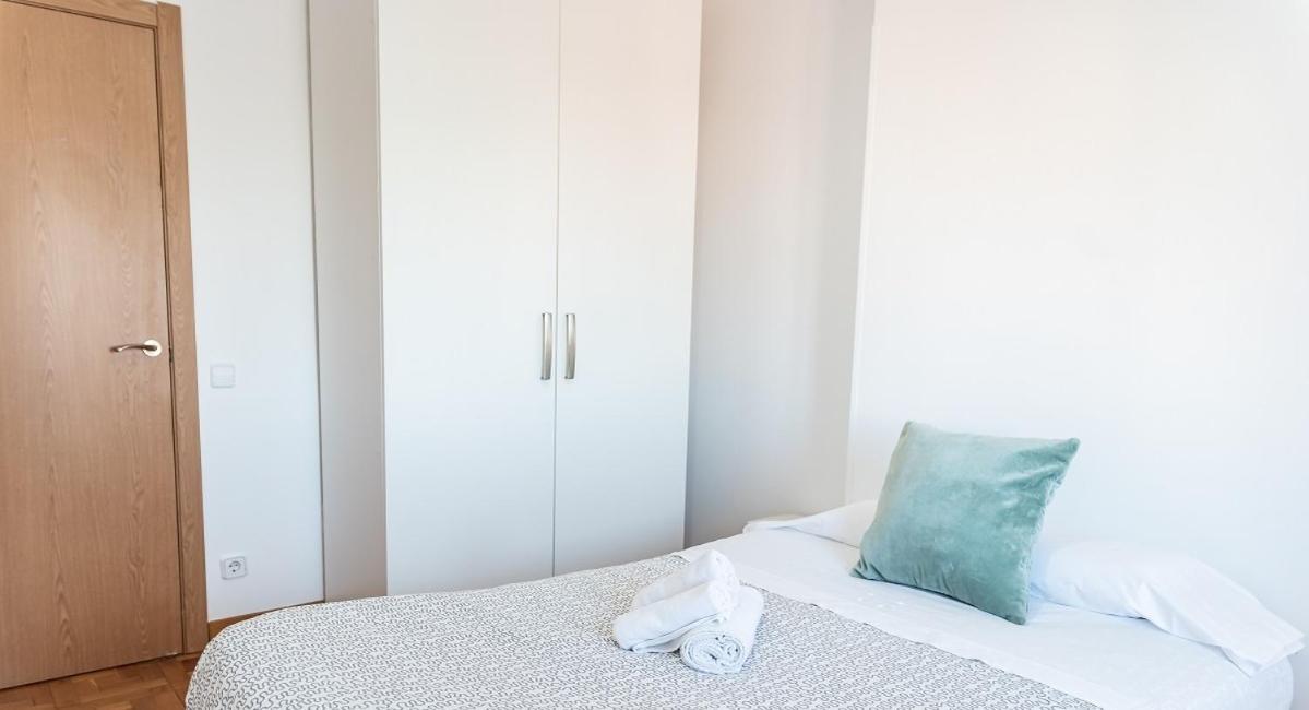 Adaptado Y Comodo Apartamento En Iturrama Pamplona Exterior foto