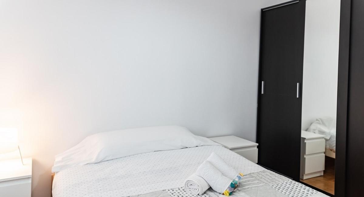 Adaptado Y Comodo Apartamento En Iturrama Pamplona Exterior foto