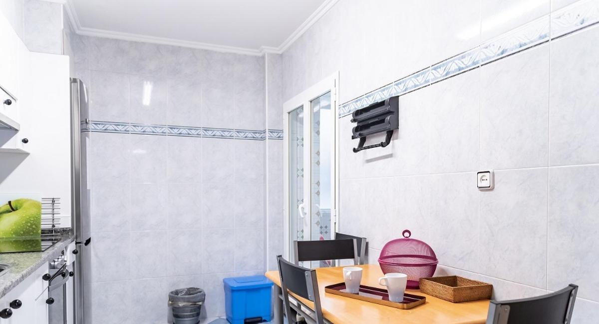 Adaptado Y Comodo Apartamento En Iturrama Pamplona Exterior foto
